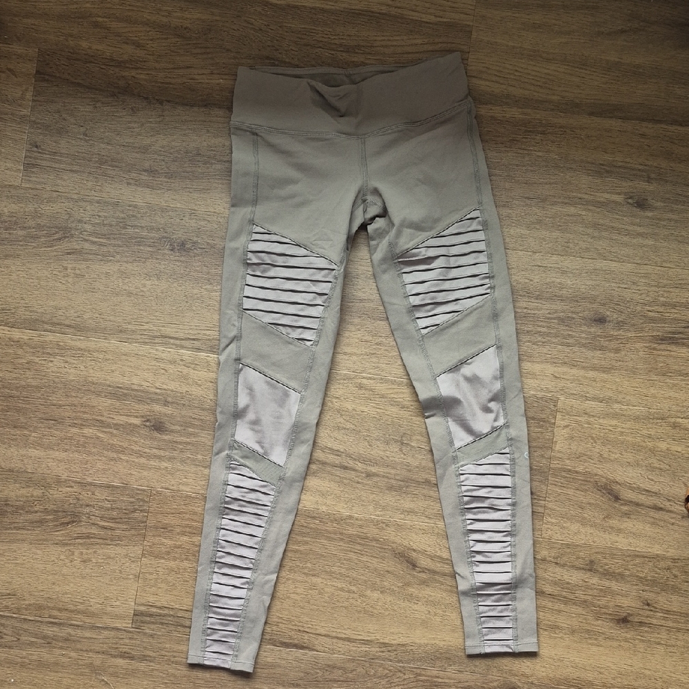 alo TanLeggings with Ribbed Panels size S